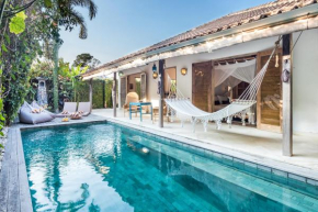 Отель Villa 007  Kuta